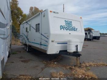  Salvage Fleetwood Travel Trailer
