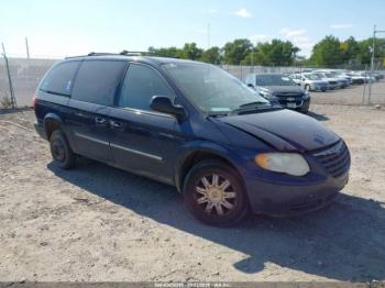  Salvage Chrysler Town & Country
