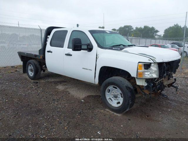  Salvage Chevrolet Silverado 2500