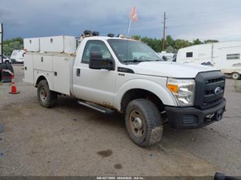  Salvage Ford F-350