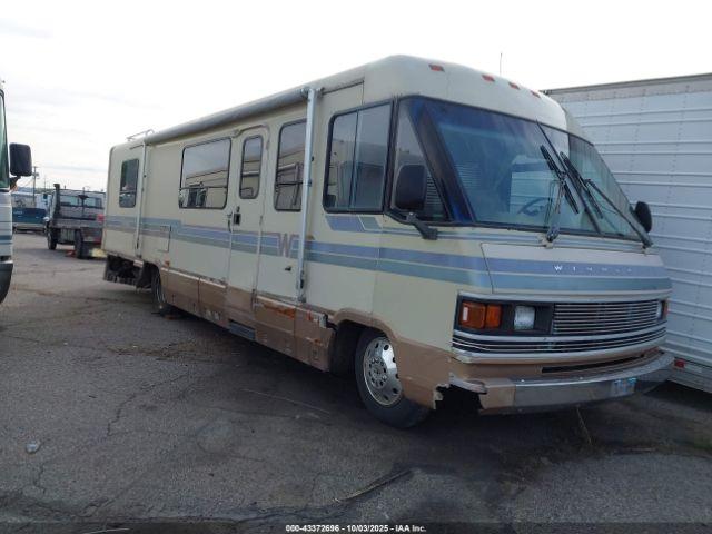  Salvage Chevrolet P30