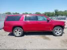Chevrolet Suburban 1500 Lt Image 8