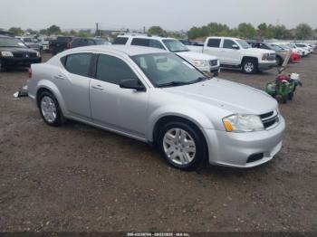  Salvage Dodge Avenger