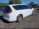 Chrysler Pacifica Select Image 2