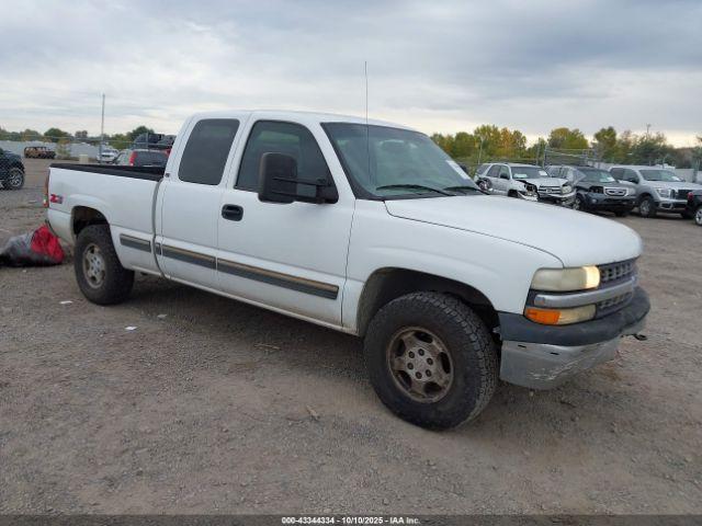  Salvage Chevrolet Silverado 1500