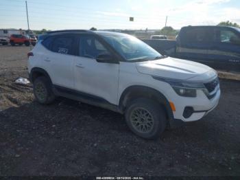  Salvage Kia Seltos