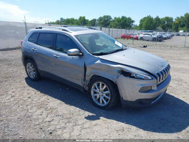  Salvage Jeep Cherokee
