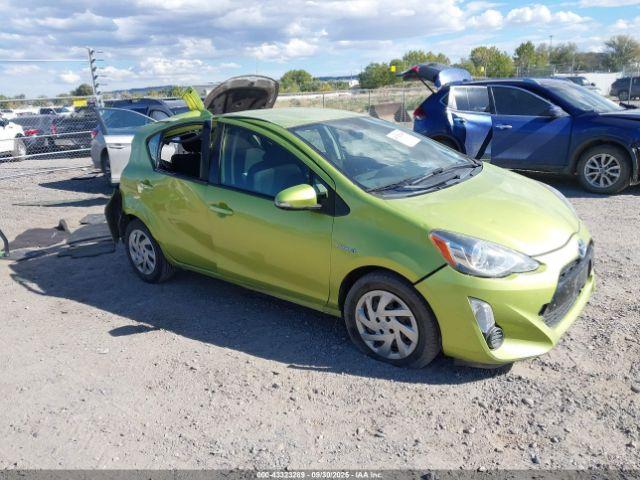  Salvage Toyota Prius c