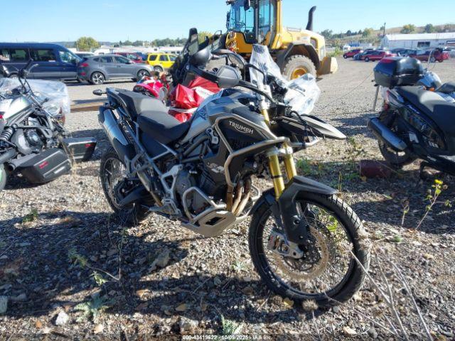  Salvage Triumph Motorcycle Tiger