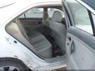 Toyota Camry Image 9