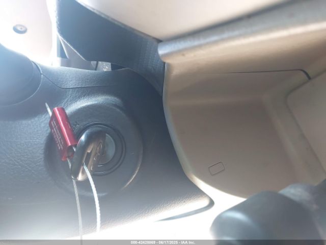 Toyota Tacoma Base V6 Image 13