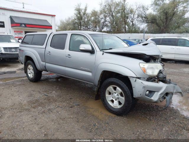  Salvage Toyota Tacoma