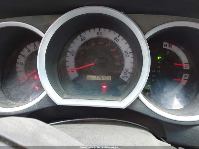 Toyota Tacoma Base V6 Image 8