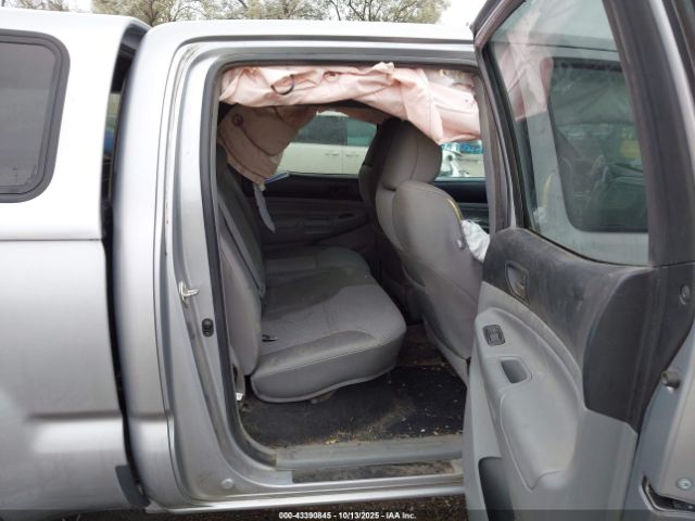 Toyota Tacoma Base V6 Image 9