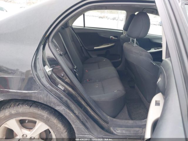 Toyota Corolla S Image 6