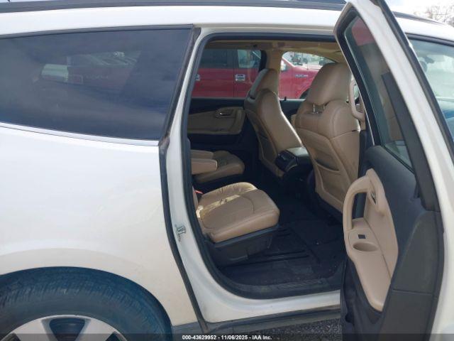 Chevrolet Traverse Ltz Image 2