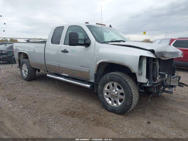  Salvage Chevrolet Silverado 3500