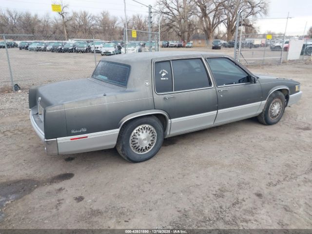 Cadillac DeVille Image 9