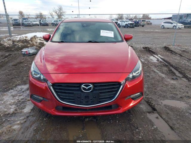 Mazda Mazda3 Touring Image 11