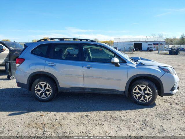 Subaru Forester Premium Image 14