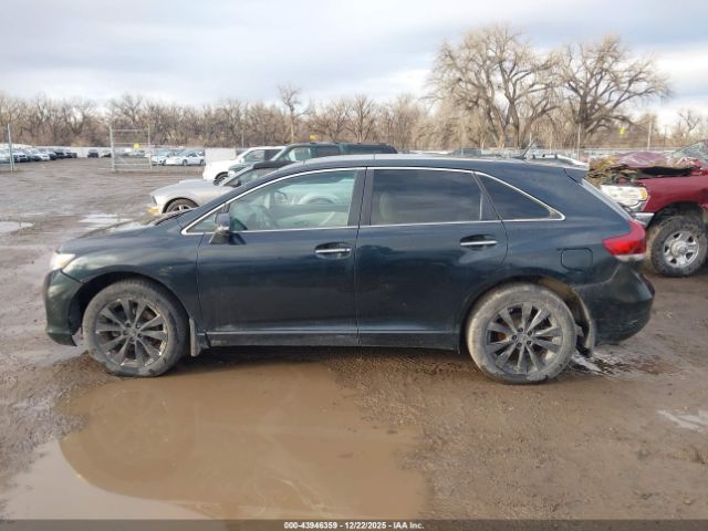 Toyota Venza Xle Image 9