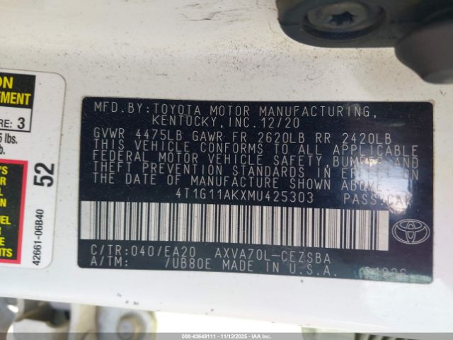 Toyota Camry Se Image 8