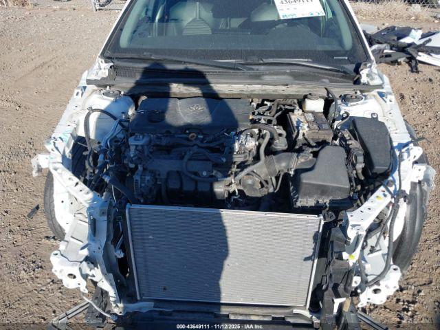 Toyota Camry Se Image 15