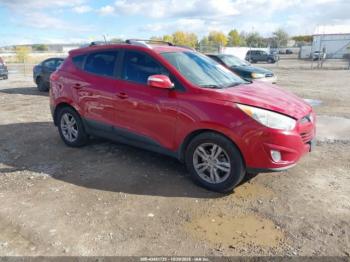  Salvage Hyundai TUCSON