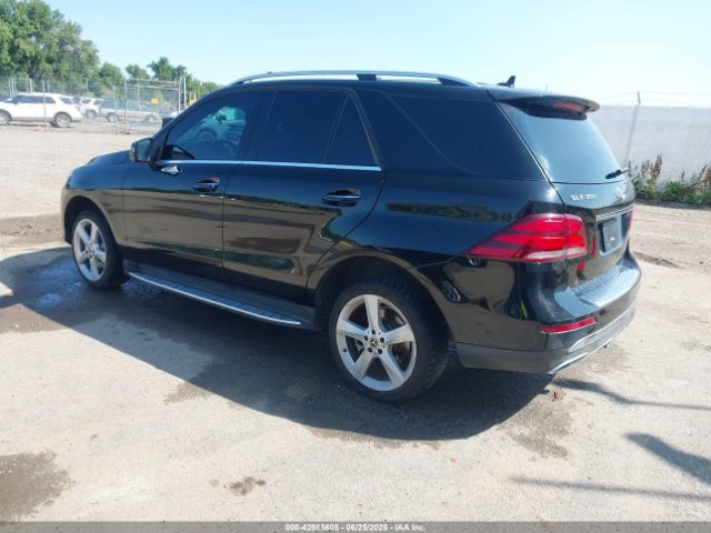 Mercedes-Benz GLE 4matic Image 5