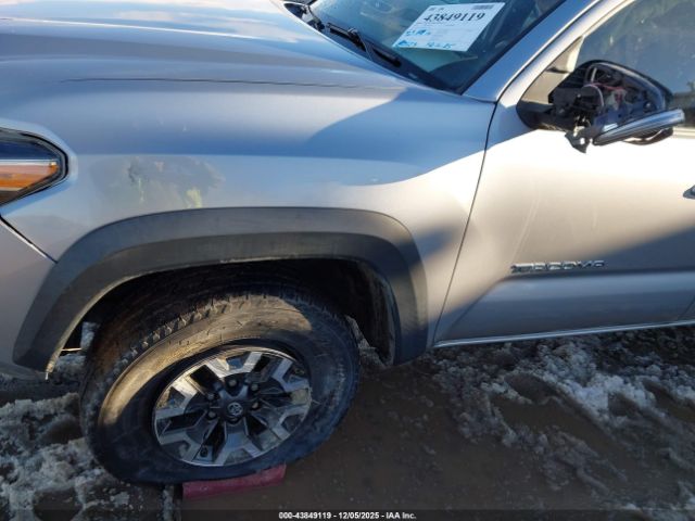 Toyota Tacoma Trd Off Road Image 15