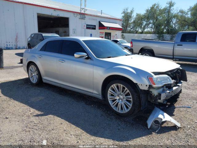  Salvage Chrysler 300