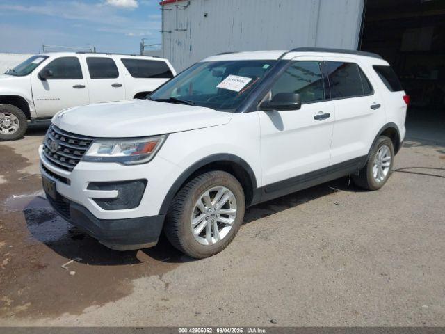 Ford Explorer Image 7