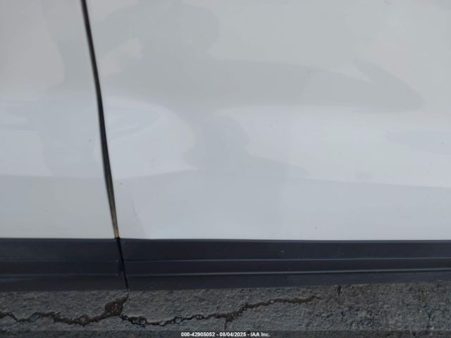 Ford Explorer Image 10