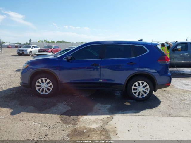 Nissan Rogue S Intelligent Awd Image 10