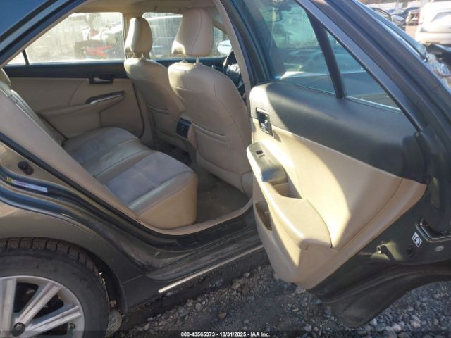 Toyota Camry Xle Image 4