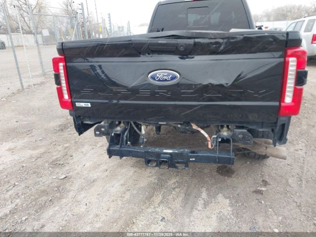 Ford F-250 Xl Image 9