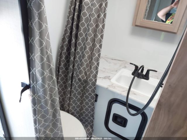 Forest River Real-lite Truc Image 10