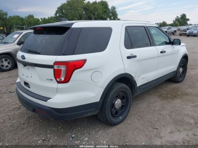 Ford Police Interceptor Image 6