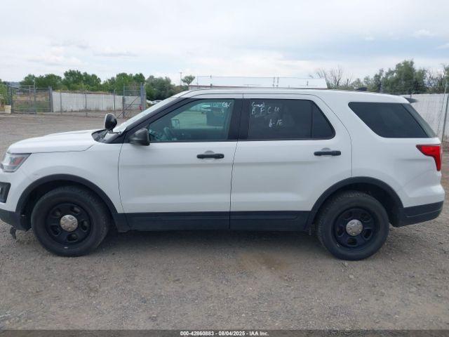 Ford Police Interceptor Image 14