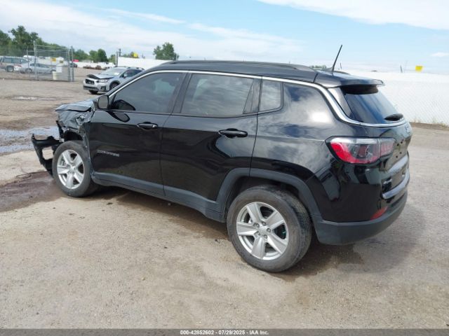Jeep Compass Latitude 4x4 Image 17