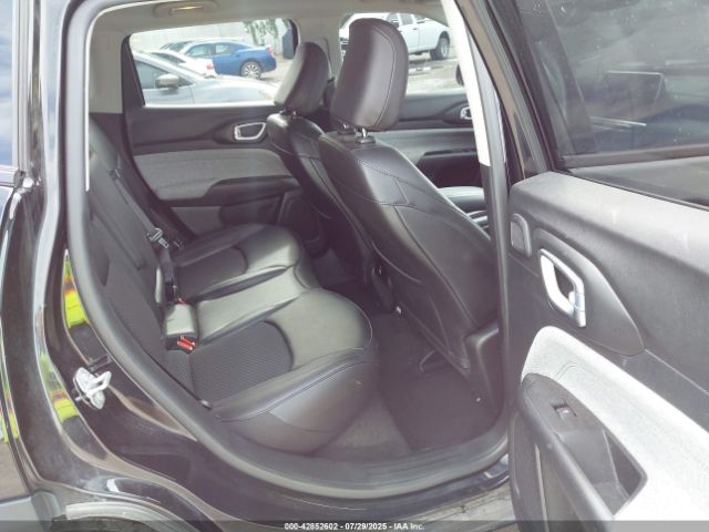 Jeep Compass Latitude 4x4 Image 14