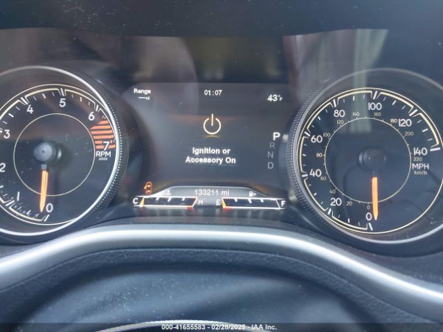 Jeep Cherokee Trailhawk 4x4 Image 11