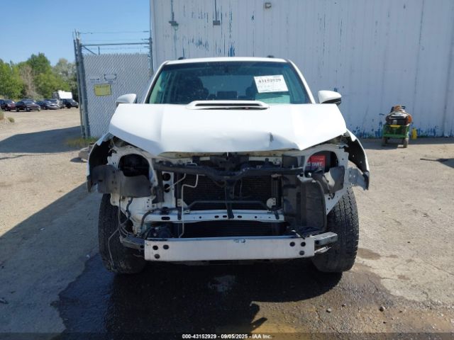 Toyota 4Runner Trail Image 5