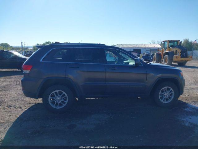 Jeep Grand Cherokee Laredo E 4x4 Image 2