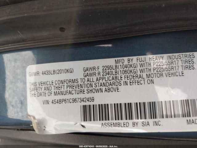 Subaru Outback 2.5i Image 2