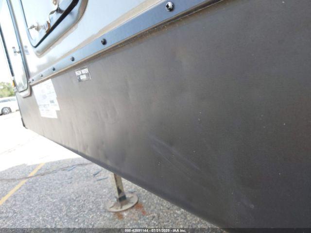 Forest River Surveyor Image 4