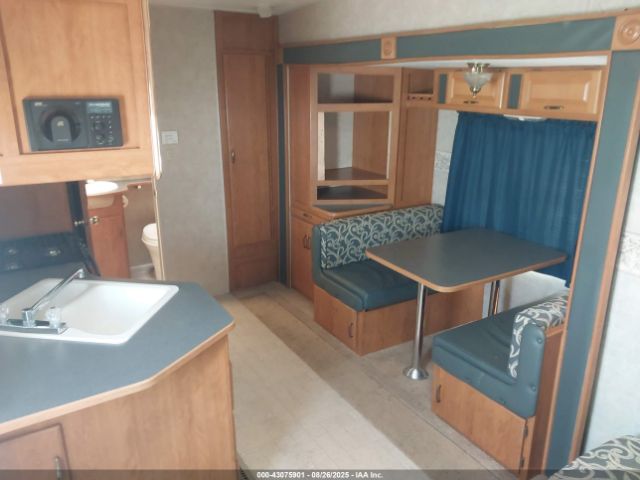 Prowler 245ck Image 3