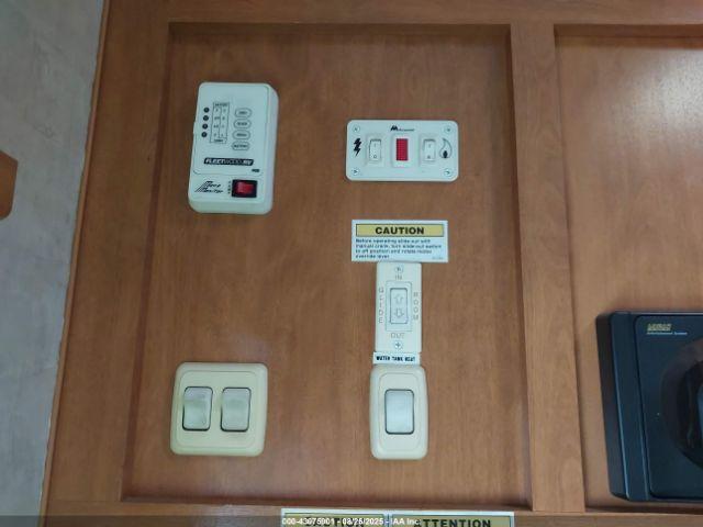 Prowler 245ck Image 10