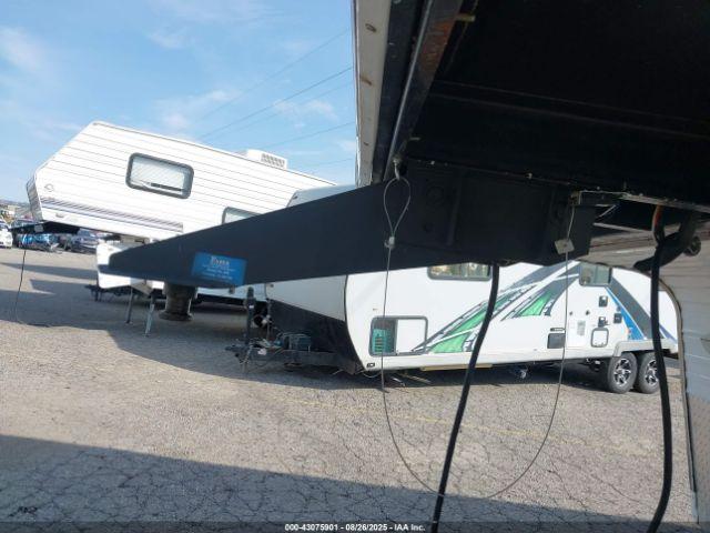 Prowler 245ck Image 6