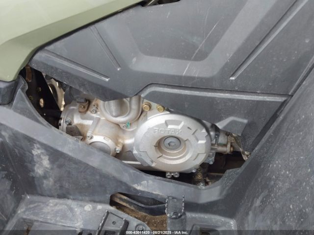 Can-Am Outlander Max Image 14